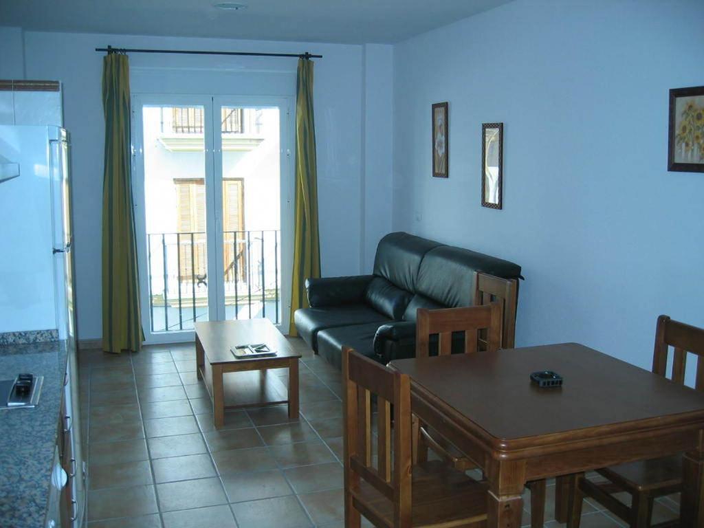 Apartamentos Perez Zara Коніль-де-ла-Фронтера Номер фото
