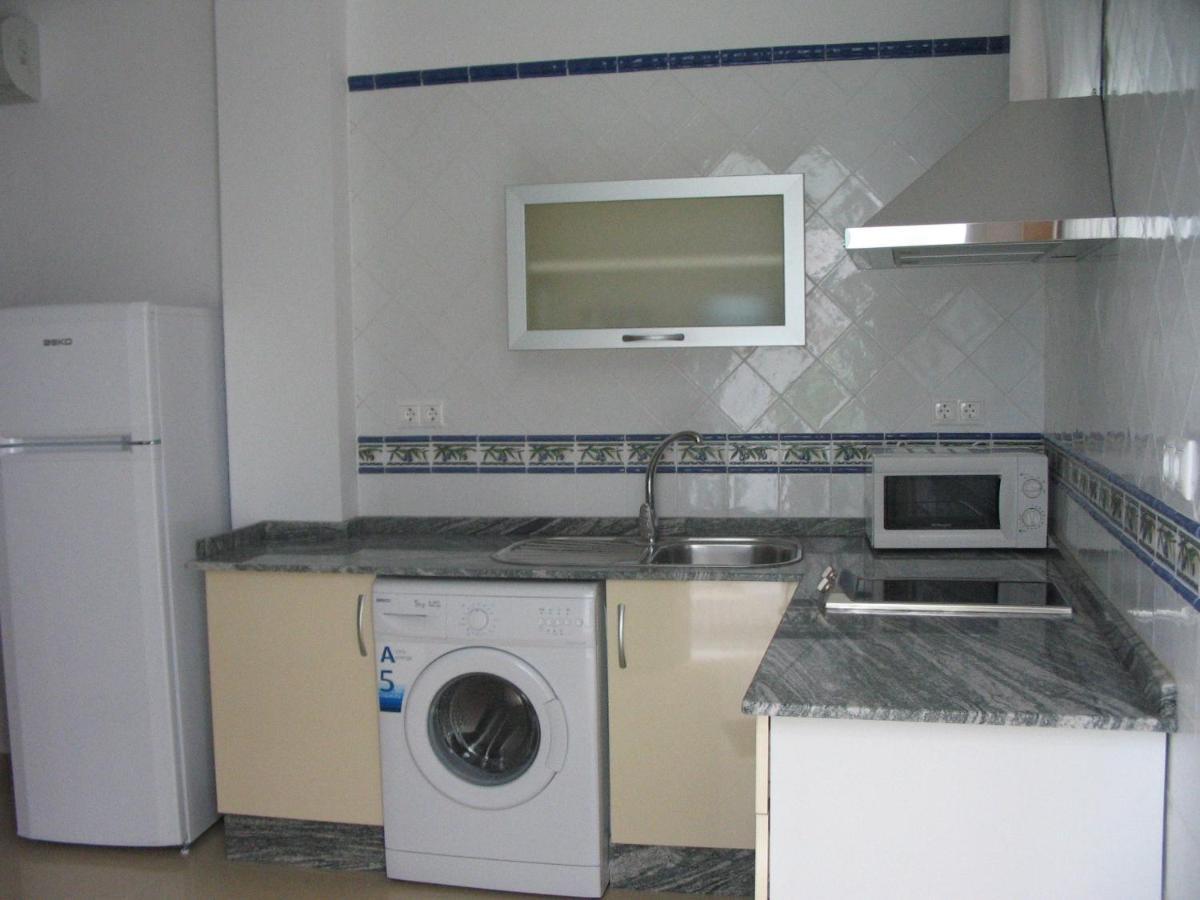 Apartamentos Perez Zara Коніль-де-ла-Фронтера Номер фото