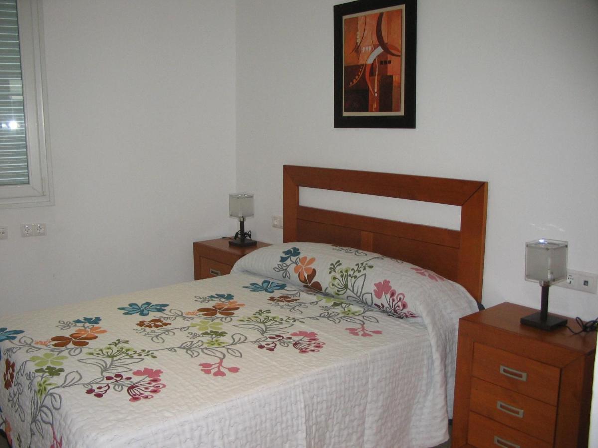 Apartamentos Perez Zara Коніль-де-ла-Фронтера Номер фото